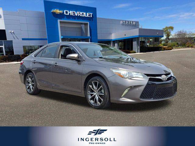 2017 Toyota Camry XSE FWD photo