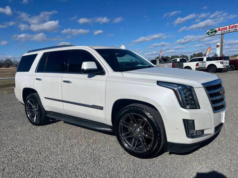 2017 Cadillac Escalade Luxury RWD photo