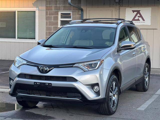 2017 Toyota RAV4 XLE AWD photo