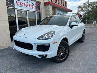 2017 Porsche Cayenne Platinum Edition AWD photo