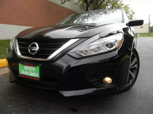 2017 Nissan Altima 2.5 SR FWD photo