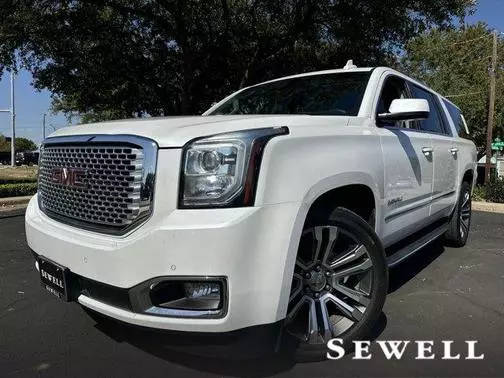 2017 GMC Yukon XL Denali RWD photo