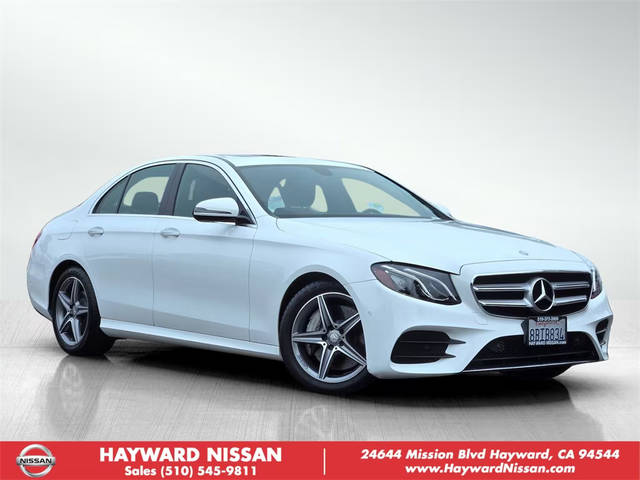 2017 Mercedes-Benz E-Class E 300 Luxury RWD photo