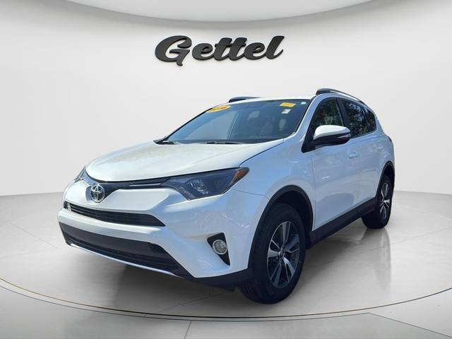 2016 Toyota RAV4 XLE FWD photo