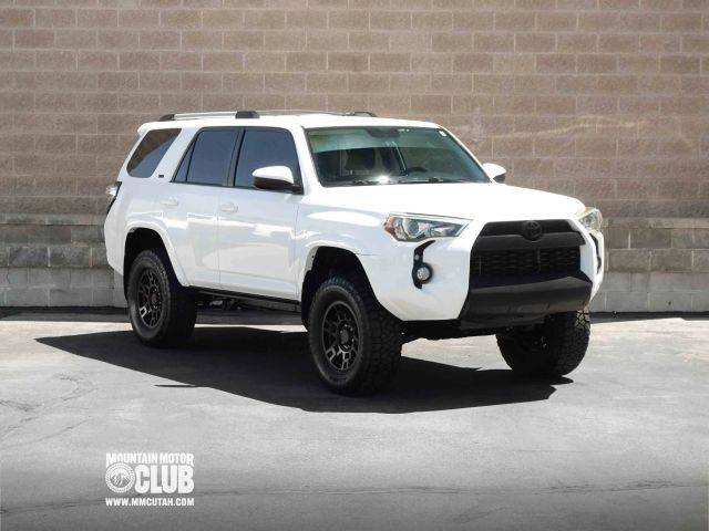 2016 Toyota 4Runner SR5 4WD photo