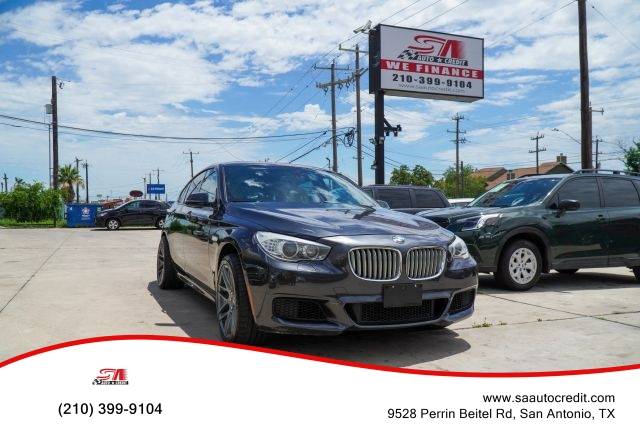 2016 BMW 5 Series Gran Turismo 550i xDrive AWD photo