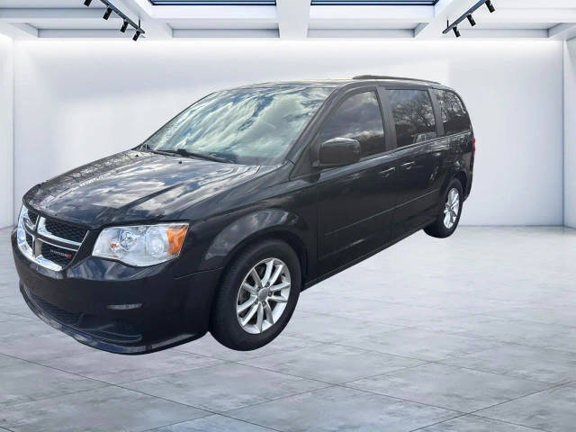 2016 Dodge Grand Caravan SXT FWD photo