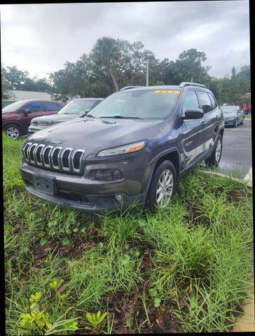 2016 Jeep Cherokee Latitude 4WD photo