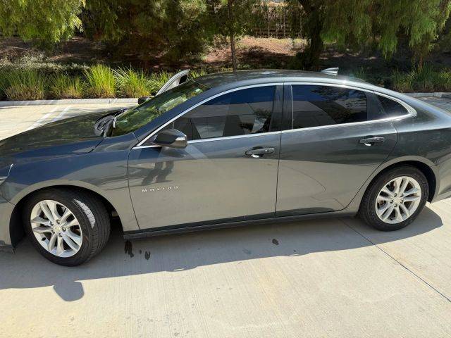 2017 Chevrolet Malibu Hybrid FWD photo