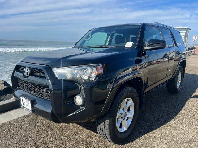 2016 Toyota 4Runner SR5 RWD photo