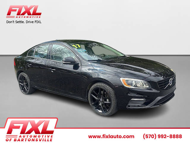 2017 Volvo S60 Dynamic AWD photo