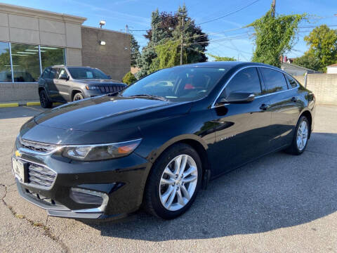 2017 Chevrolet Malibu LT FWD photo