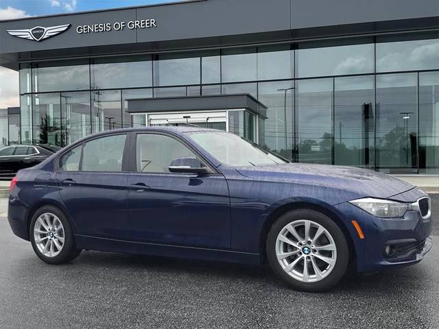 2017 BMW 3 Series 320i RWD photo