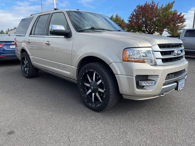 2017 Ford Expedition Platinum 4WD photo