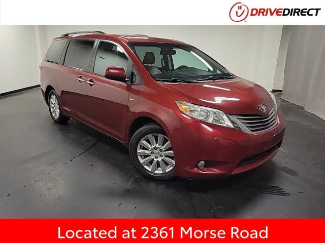 2017 Toyota Sienna XLE AWD photo