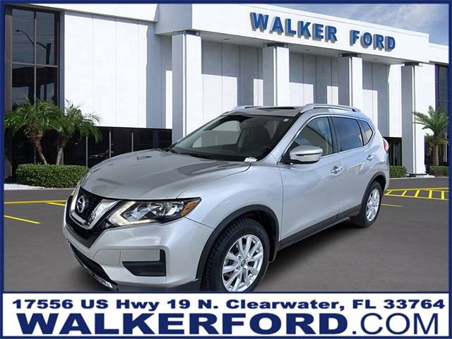 2017 Nissan Rogue SV FWD photo