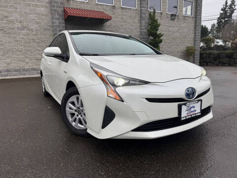 2017 Toyota Prius Two FWD photo