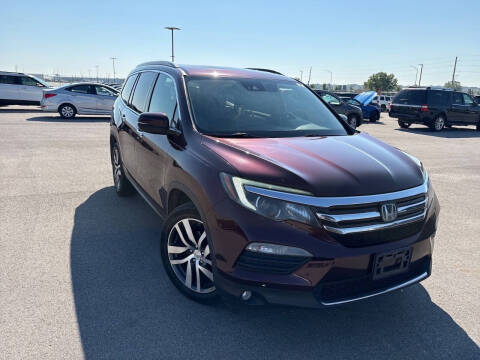 2016 Honda Pilot Elite AWD photo
