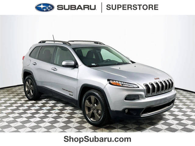 2017 Jeep Cherokee Latitude FWD photo