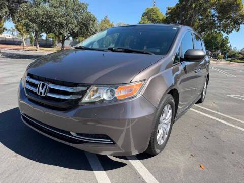 2016 Honda Odyssey SE FWD photo