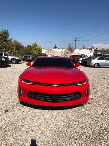 2017 Chevrolet Camaro 1LT RWD photo