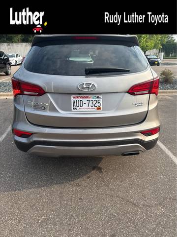 2017 Hyundai Santa Fe Sport 2.4L AWD photo