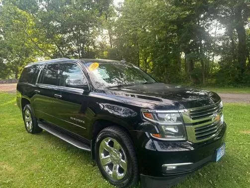 2017 Chevrolet Suburban Premier 4WD photo