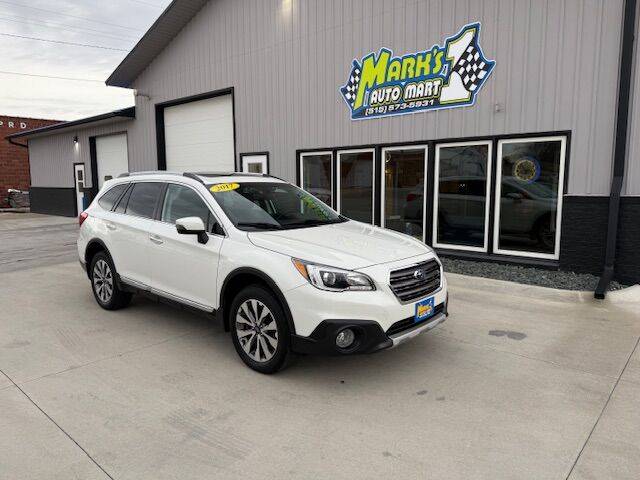 2017 Subaru Outback Touring AWD photo