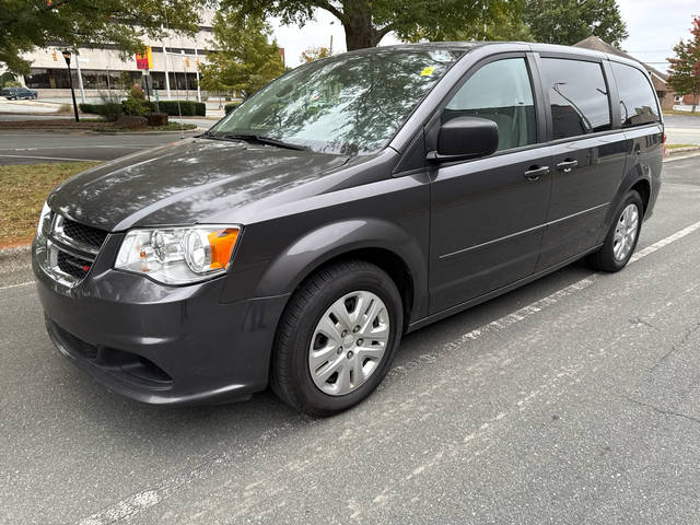 2017 Dodge Grand Caravan SE FWD photo
