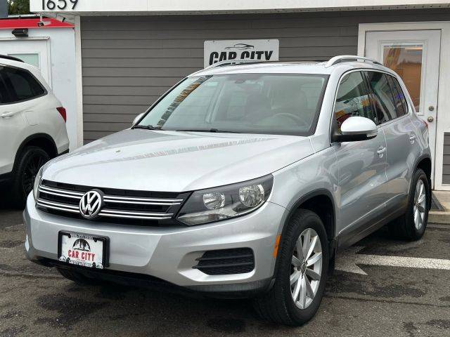 2017 Volkswagen Tiguan Wolfsburg Edition AWD photo