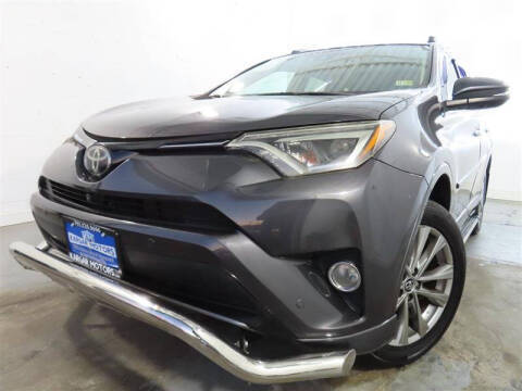 2017 Toyota RAV4 Platinum AWD photo