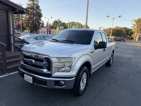 2017 Ford F-150 XLT RWD photo