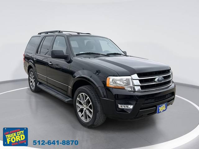 2017 Ford Expedition XLT RWD photo