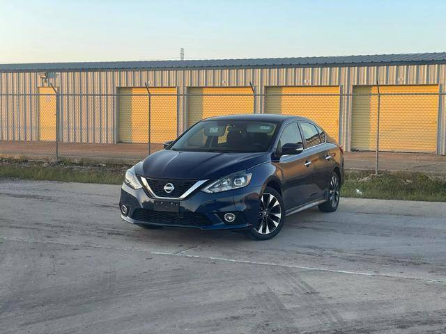 2017 Nissan Sentra SR FWD photo