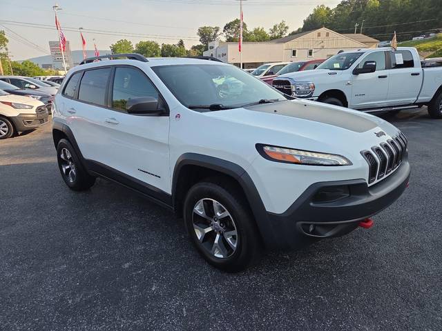 2017 Jeep Cherokee Trailhawk 4WD photo