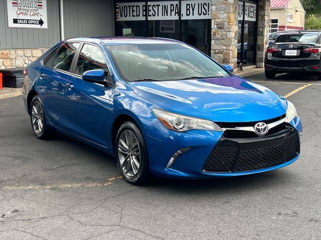 2017 Toyota Camry SE FWD photo