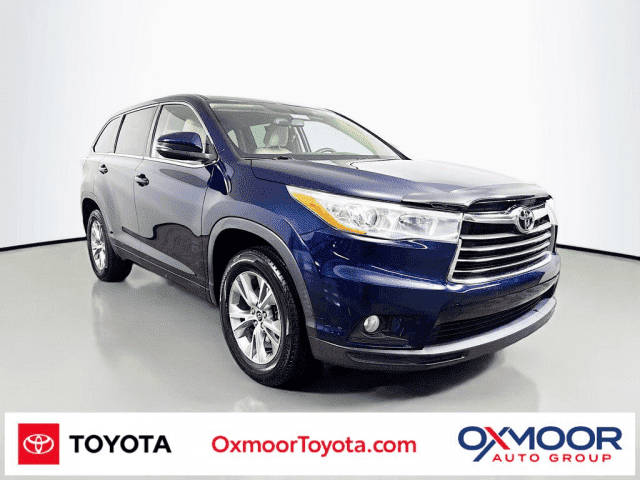 2016 Toyota Highlander LE Plus FWD photo
