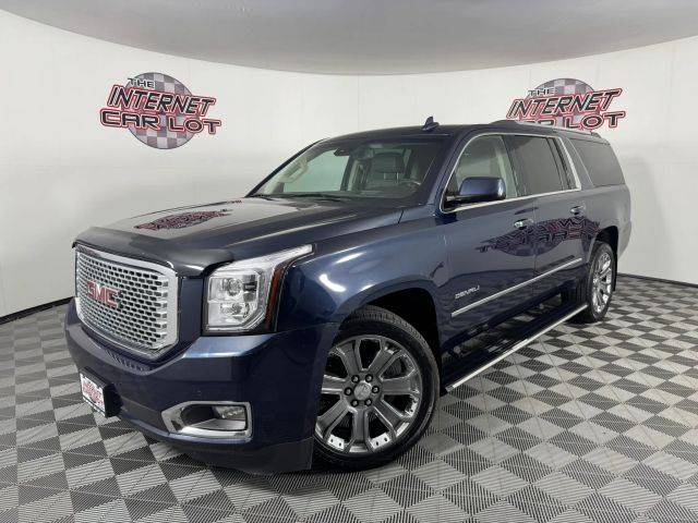 2017 GMC Yukon XL Denali 4WD photo