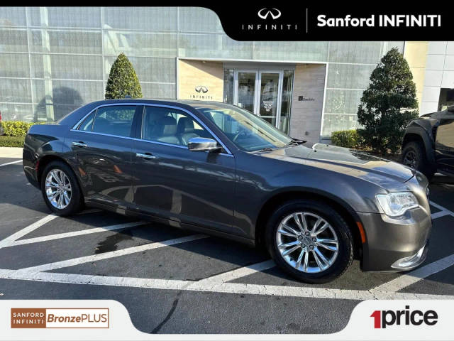 2016 Chrysler 300 300C RWD photo