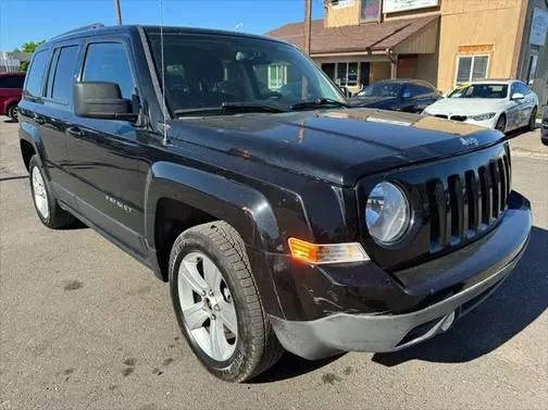 2016 Jeep Patriot Latitude FWD photo