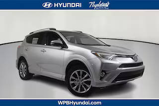 2017 Toyota RAV4 Platinum FWD photo