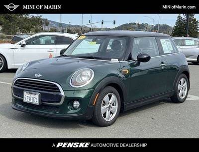2016 MINI Hardtop 2 Door  FWD photo