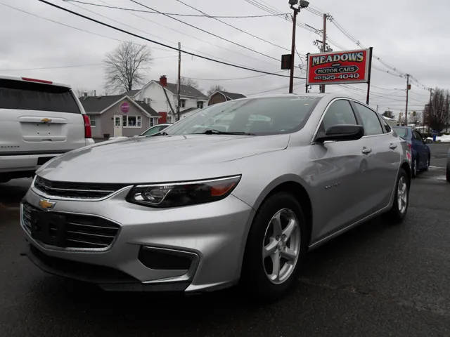 2017 Chevrolet Malibu LS FWD photo