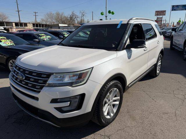 2017 Ford Explorer XLT FWD photo