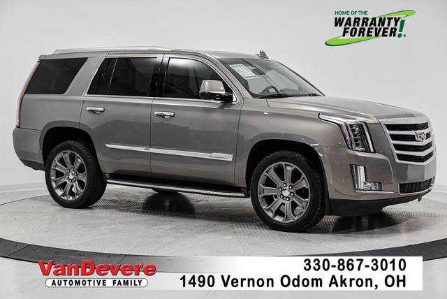 2017 Cadillac Escalade Luxury 4WD photo