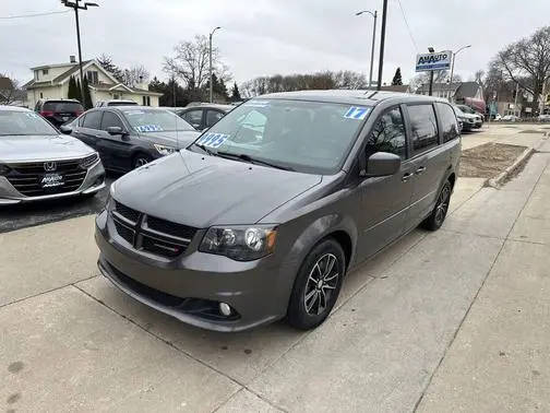 2017 Dodge Grand Caravan GT FWD photo