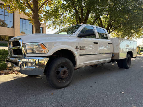 2017 Ram  Tradesman 4WD photo