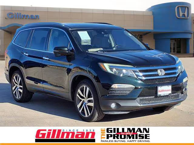 2016 Honda Pilot Touring FWD photo