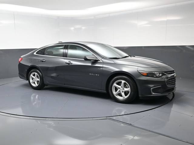 2017 Chevrolet Malibu LS FWD photo