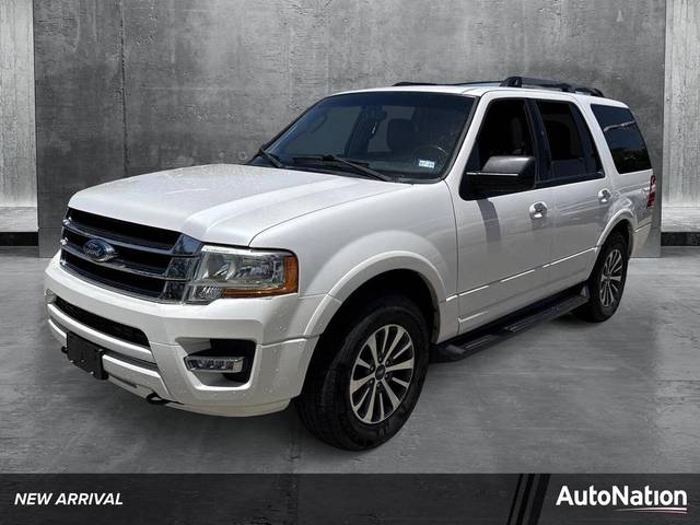 2017 Ford Expedition XLT 4WD photo